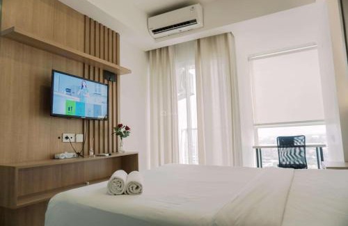 Pinang Appartement | Good and Homey Studio at Pacific Garden Alam Sutera Apartment By Travelio