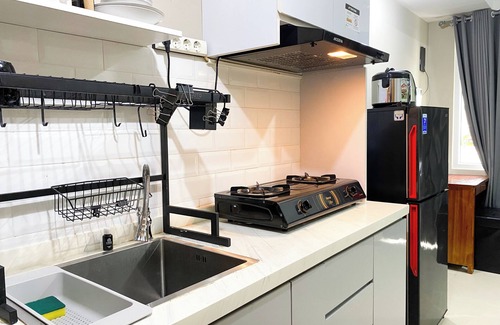 Duren Sawit Appartement | Good And Homey Studio At Gateway Park Lrt City Bekasi Apartment