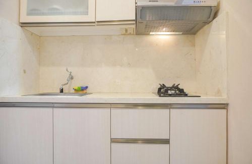 Cipulir Appartement | Good Deal and Restful Studio Kebayoran Icon Apartment By Travelio