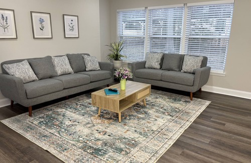 Seabrook Maison | Good Luck Home- FULL HOME 28 Min from DC