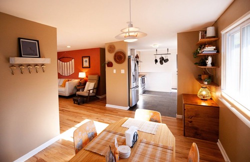 Lafayette Maison | Good Vibe Bungalow w/ Hot Tub + Fire Pit + Fenced Yard. Heart of Old Town