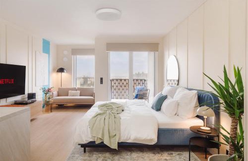 Prague 13 Appartement | Good Vibe Studio near Metro - Garage, Air-Conditioning, Vinyl player