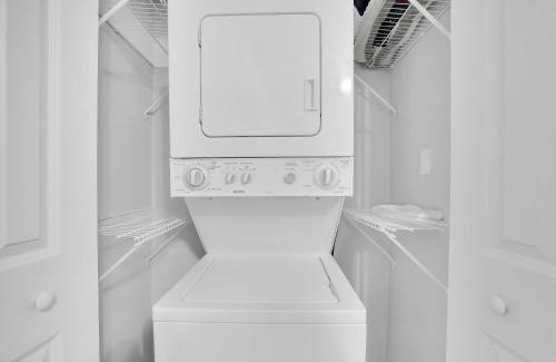 East Point Appartement | GoodLiving East Point Modern & Classy