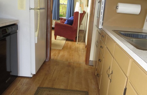 Kennebunkport Cottage | Plage Goose Rocks 3BR-2 Ba, disponible. 5 / 20-24, 5 / 28-6 / 1, 9 / 22-9 / 28, 9 / 28-10 / 5, +