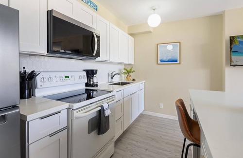 Waikiki Copropriété | Gorgeous 1 Bdrm Waikiki Banyan Partial Ocean View T1