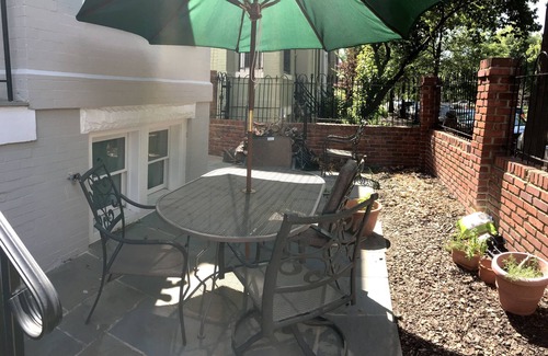 Capitol Hill Maison | Gorgeous 1BR apt/Capitol Hill/Eastern Market Entire rental unit in Washington