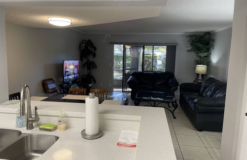 Deerfield Beach Copropriété | Magnifique condo 2 chambres 2 salles de bain