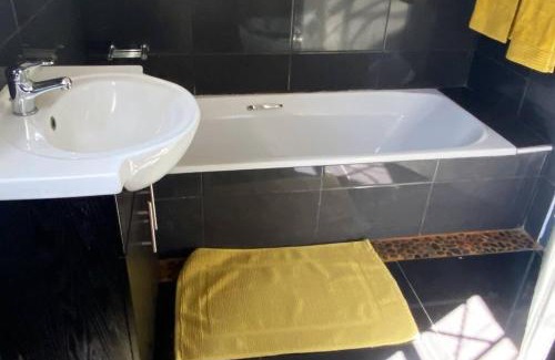 Secunda Appartement | Gorgeous 2-Bedroom apartment