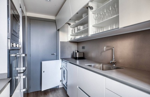 Diagonal Mar i el Front Maritim del Poblenou Appartement | Gorgeous 22@ 2BR w/ Pool & Gym, by Blueground