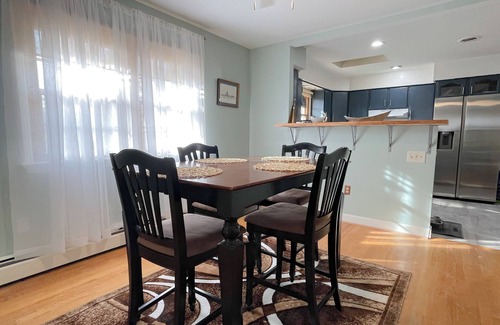 Staunton Maison | Gorgeous 3-bedroom house with Fenced Yard in charming Staunton