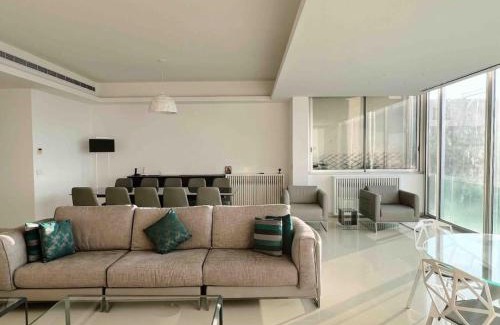 Sodeco Appartement | Gorgeous 3Br Achrafieh Apt