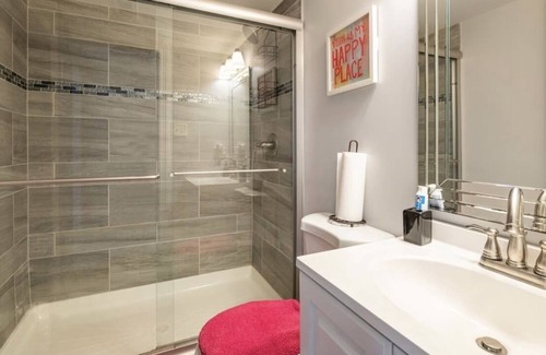 South Holland Maison | Gorgeous 5-bedroom home w/ POOL & Vehicle rental