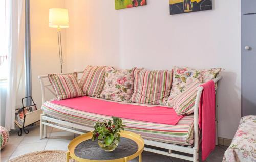 Arromanches-les-Bains Appartement | Gorgeous Apartment In Arromanches
