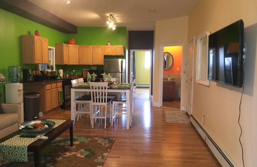Union City Appartement | Magnifique appartement à 10 minutes de Times Square PAR bus fonctionnant 24 HEURES
