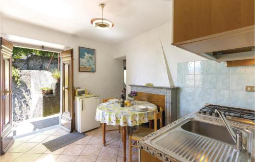 Casoli Appartement | Gorgeous Apartment In Bagni Di Lucca Lu