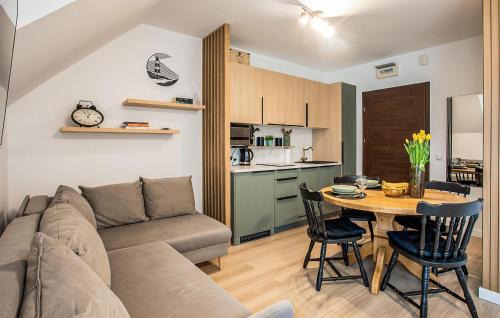 Sztutowo Appartement | Gorgeous Apartment In Sztutowo
