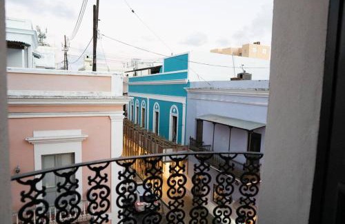Catedral Appartement | Gorgeous Apt w/Best Views of La Fortaleza
