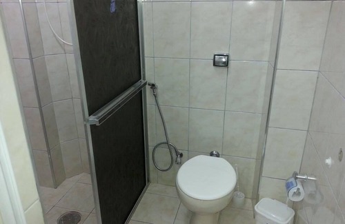 Ponta da Praia Appartement | MAGNIFIQUE KIT DE PLAGE 2-PLACE INTERNET AVEC AQUARIUM.