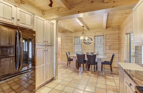 Payson Cabine | Gorgeous Cabin w/direct trail access for hiking & off roading!