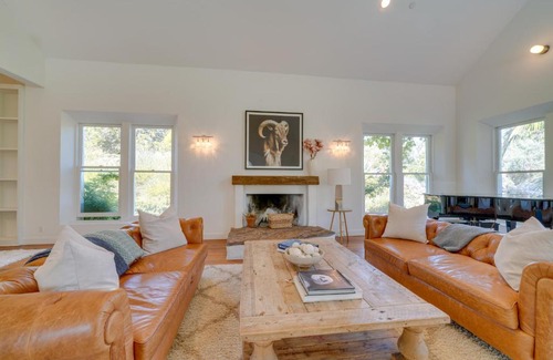 Carpinteria Maison | Gorgeous Carpinteria Home Pool, Spa, Fireplaces!