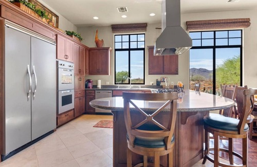 Canyon Ridge Estates Maison | Gorgeous Desert Home W/ Backyard Oasis!