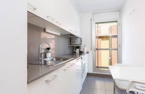 Cornella de Llobregat Appartement | Beau duplex avec balcon et terrasse, bien relié à Barcelone 223