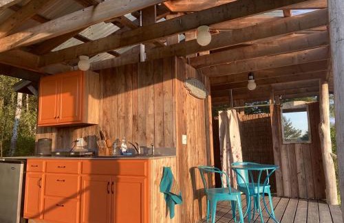 Caroline Maison | Gorgeous Finger Lakes Accommodation near Ithaca for Glamping in New York
