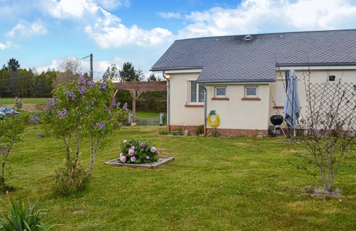 Marcillac-la-Croisille Maison | Gorgeous home in Marcillac-La-Croisille