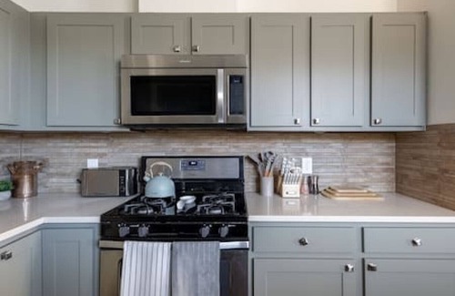 Austin Maison | Gorgeous Gem 3Bed/3Bath 7min to DT - Walk to Radio