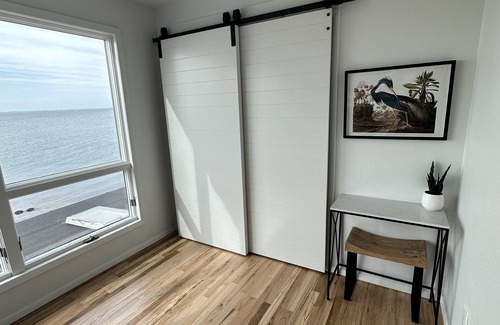 Greenport Maison | Gorgeous Greenport Beach House right on the Sound! Breathtaking views
