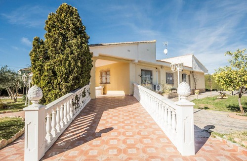 La Pobla de Vallbona Maison | Superbe maison dans l'urbanisation.