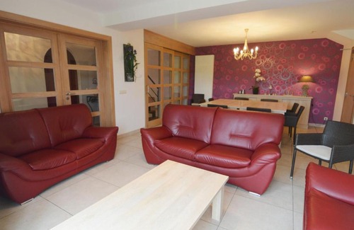 Neufchateau Maison | Gorgeous Holiday Home in Neufch teau Ardennes with Sauna