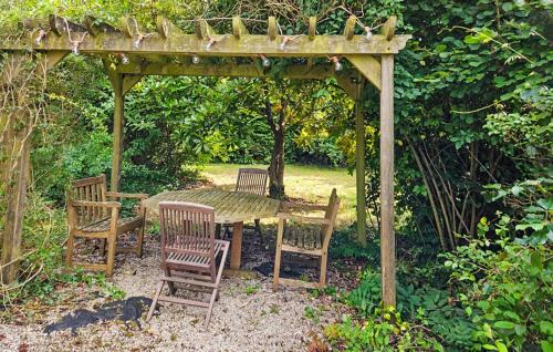 Noyal-Sous-Bazouges Maison | Gorgeous Home In Noyal-Sous-Bazouges