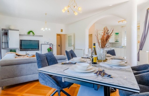 Novi Zagreb Maison | Gorgeous home in Hrvatski Leskovac