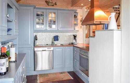 Selbjorn Maison | Gorgeous Home In Bekkjarvik With Wifi