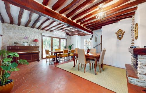 Chessy Maison | Gorgeous Home In Chessy With Wifi