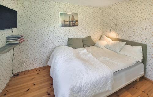 Ellos Maison | Gorgeous Home In Ellös With Wifi