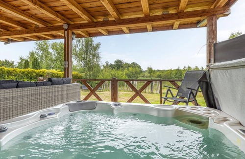 Erm Maison | Gorgeous home in Erm with house sea view