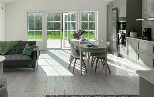 Farjestaden Maison | Gorgeous Home In Färjestaden