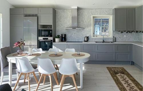 Farjestaden Maison | Gorgeous Home In Färjestaden