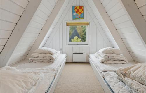 Gatten Maison | Gorgeous Home In Farsø With Kitchen