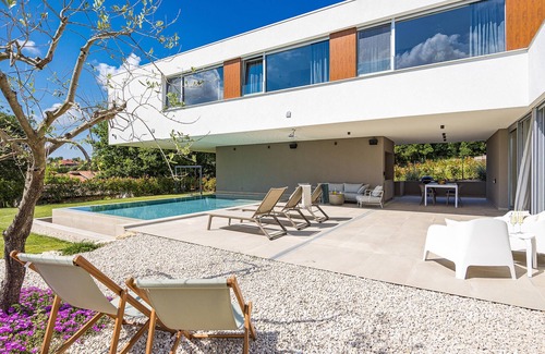 Vizinada Maison | Magnifique maison à Ferenci