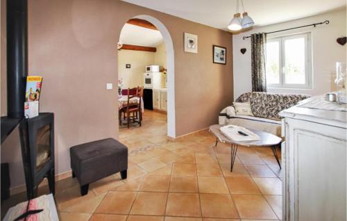 Rochefort-du-Gard Maison | Gorgeous Home In Rochefort Du Gard With Kitchen
