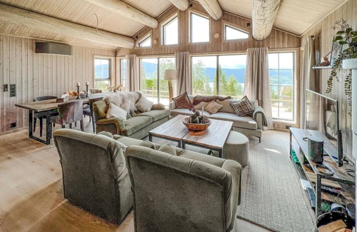 Sor-Fron Maison | Magnifique maison de 4 chambres à Gålå