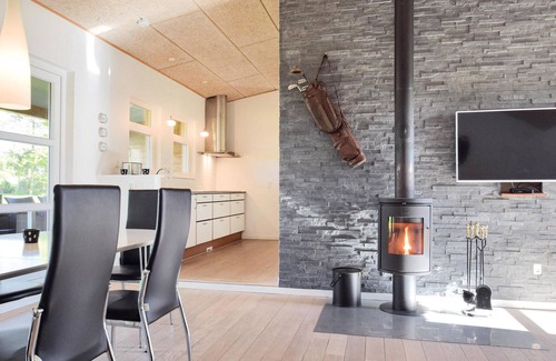 Østerskov Maison | Superbe maison à Humble avec cuisine