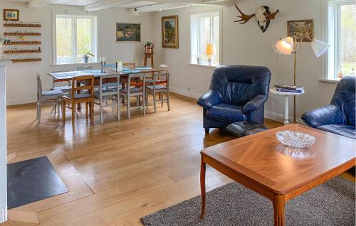 Alsterbro Maison | Gorgeous Home In Kättilstorp With Wifi