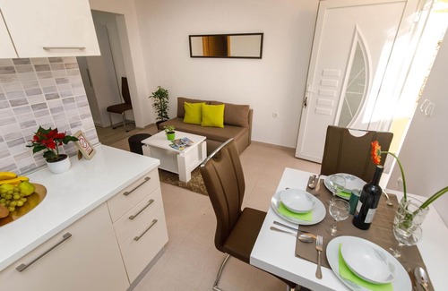 Cove Parja Maison | Superbe maison à Knin avec cuisine