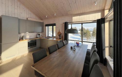 Nord-Fron Maison | Gorgeous Home In Kvam With Sauna