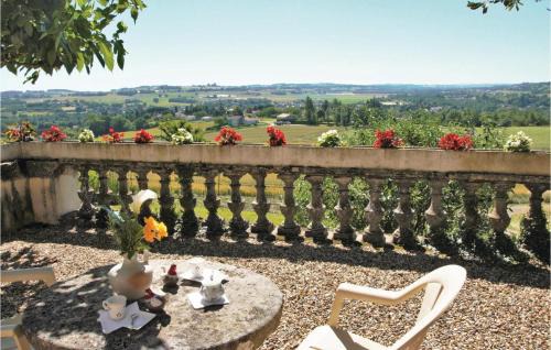 Lavardac Maison | Gorgeous Home In Lavardac With Kitchen