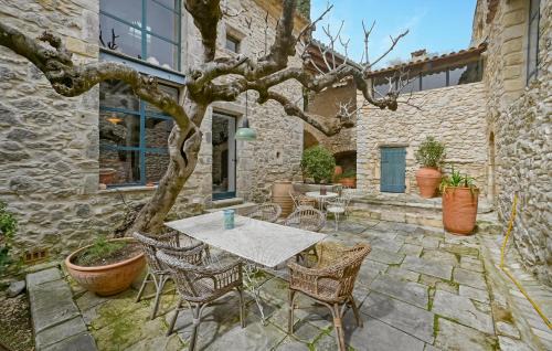 Lussan Maison | Gorgeous Home In Lussan With Wifi
